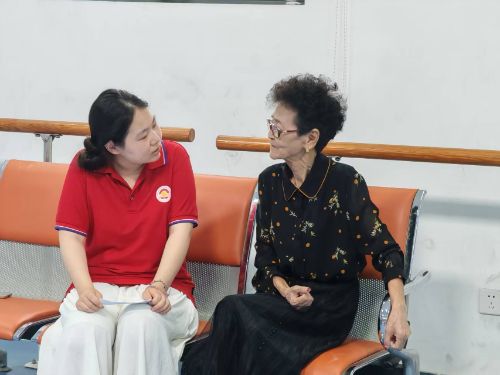 “古運新聲”探尋非遺之美：南京財經大學學子對話蘇北琴書傳承人張銀霞