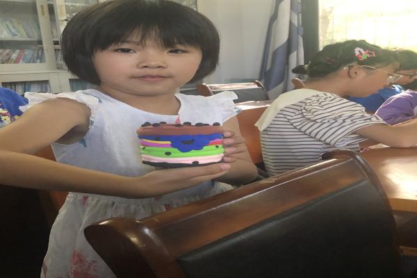 暑期社會實踐/武昌理工學院“青春筑夢”通城志愿服務隊開展“手工黏土”