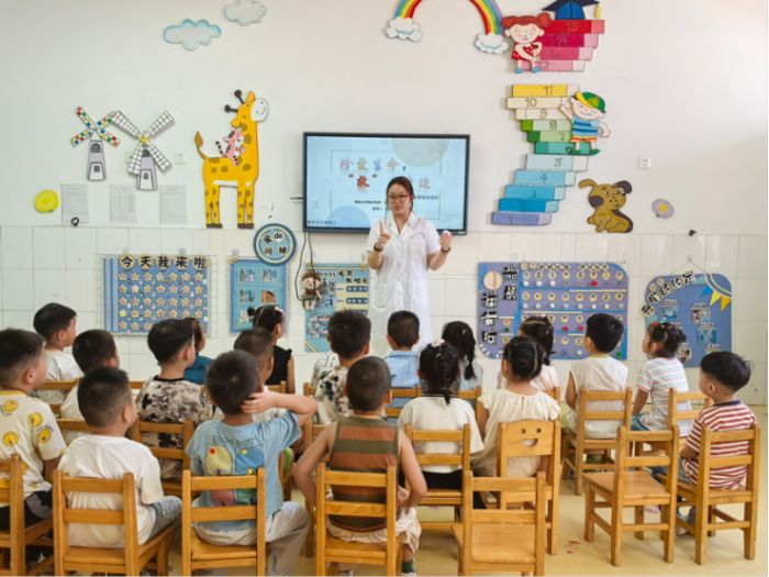 童心學(xué)包扎，安全伴成長