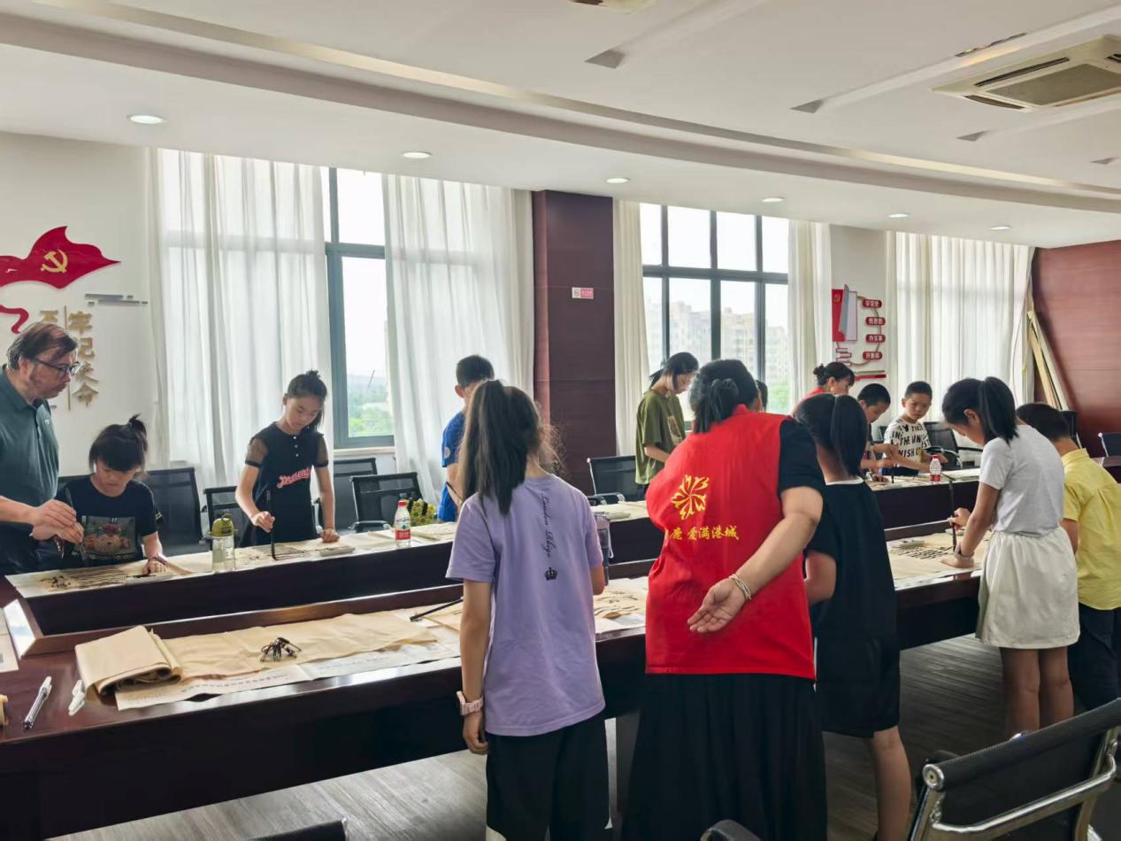 筆尖靛藍見古今 童心匠意啟傳薪