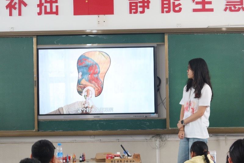 “柚”彩繪夢 | 姑蘇漆扇傳文脈，云嶺扎染潤童心