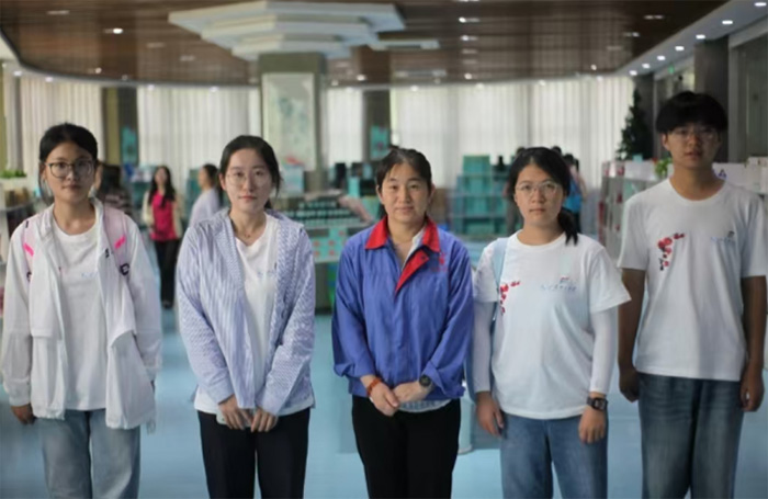 山東理工大學管理學院“玫”好藍圖實踐團參觀華玫生物科技有限公司生產車間