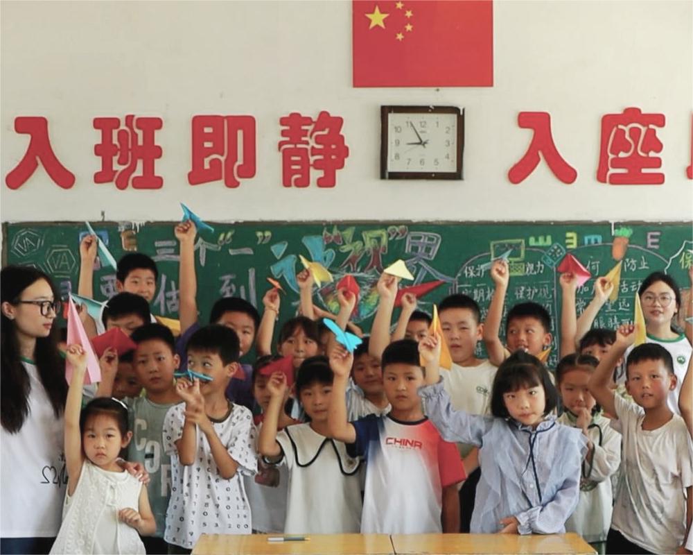 青春課堂，放飛夢想： “螢光”支教團在劉李學校的第一課