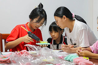 百千萬行動：“油你成蔭”實踐團為云潭學生帶去多彩假期