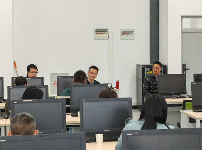 軟件學院舉辦“家長開放日”活動