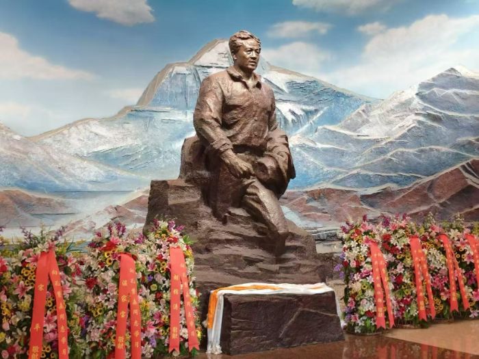 科技紙鳶實踐團深入孔繁森紀念館，領悟孔繁森先輩的精神力量