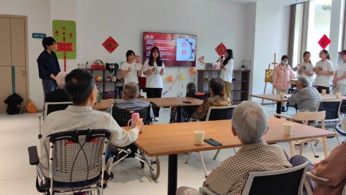 人文與健康學院開展宜興雅達健康生態產業園調研暨老服專業主題黨日活動