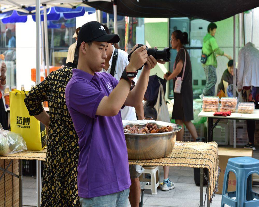 夢行黃河畔 市集藏民生 循夢而行實踐團細品社區(qū)文藝韻