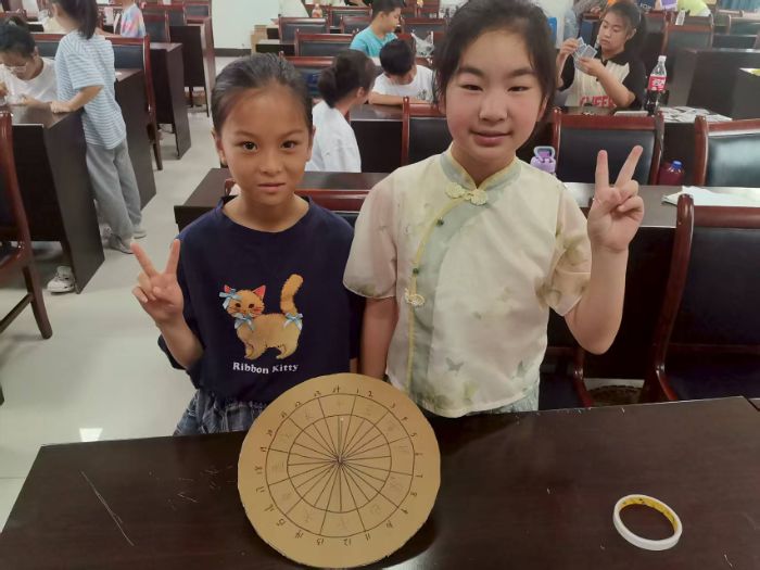 中國計量大學2025“微光致遠”實踐之計量文化節：刻晷觀天，浮秤知地——計量文化開啟筧川智慧之門