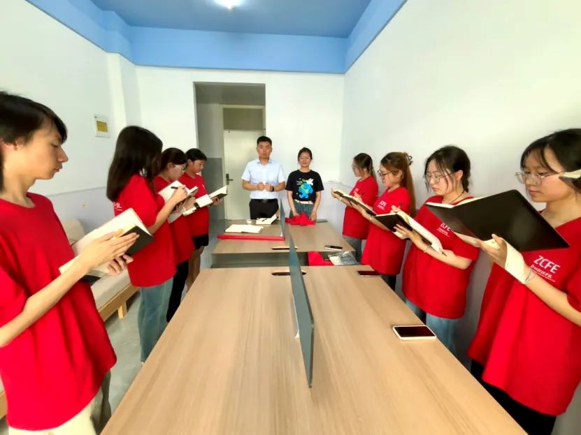 鄭州財經學院商學院“E路同行”暑期社會實踐團揚帆起航