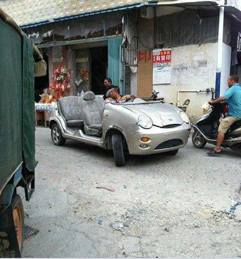 大學屌絲改裝的鄉(xiāng)村風格的跑車