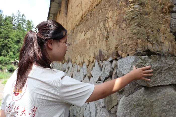南財學子探梯田 多維調研啟新篇