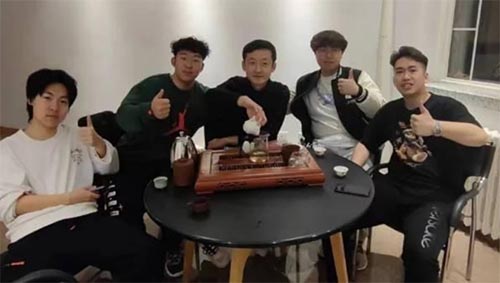 以茶會友 暢談人生——傳播學專業許相坤